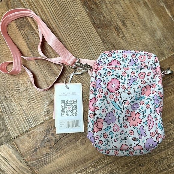 Hello Kitty Mini Helix NWT - Picture 2 of 3